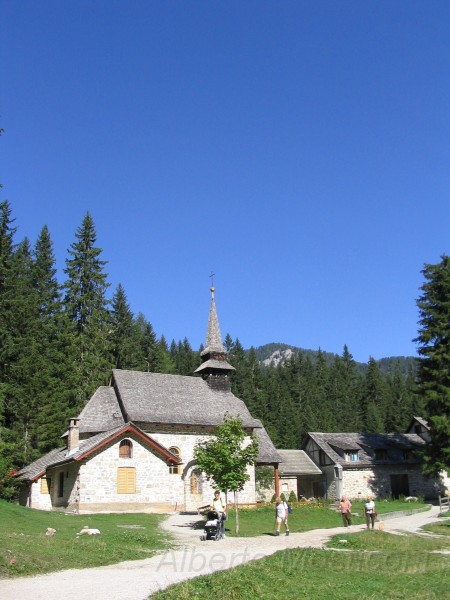 lago di braies 01.jpg